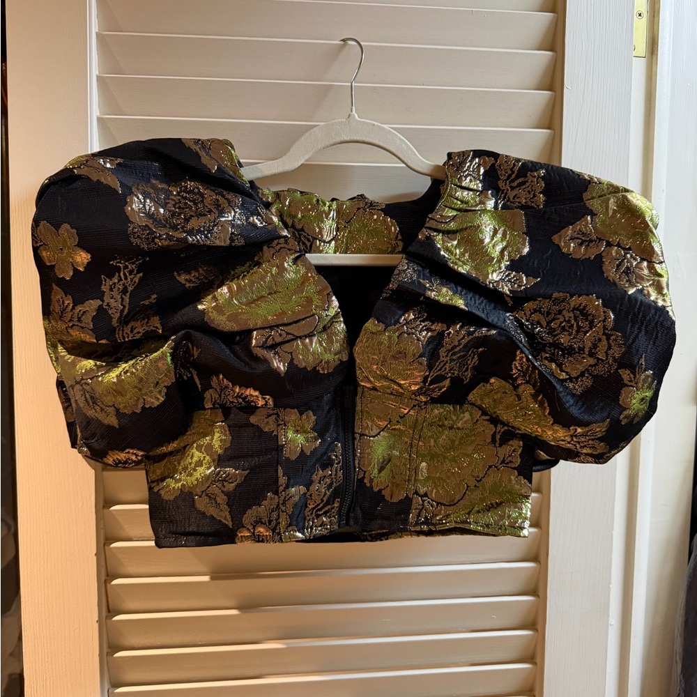 Black Metallic Floral Puff Sleeve Crop Top